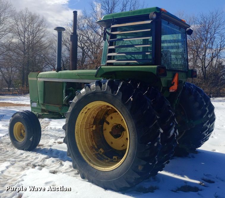 image for item EO0541 1975 John Deere 4430 tractor