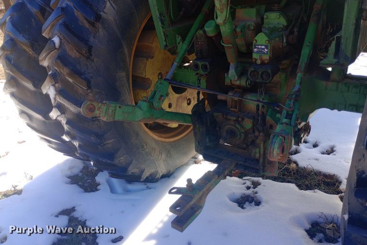 image for item EO0541 1975 John Deere 4430 tractor