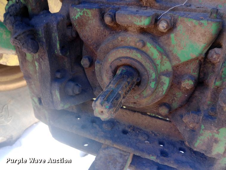 image for item EO0541 1975 John Deere 4430 tractor