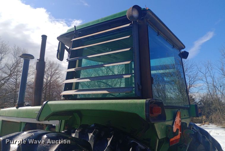 image for item EO0541 1975 John Deere 4430 tractor