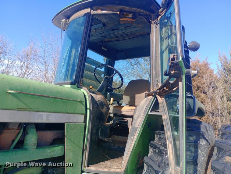 image for item EO0541 1975 John Deere 4430 tractor