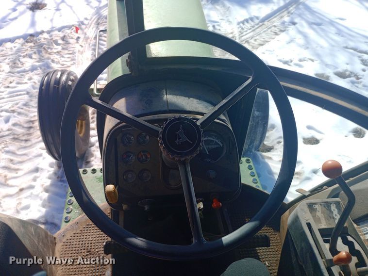 image for item EO0541 1975 John Deere 4430 tractor