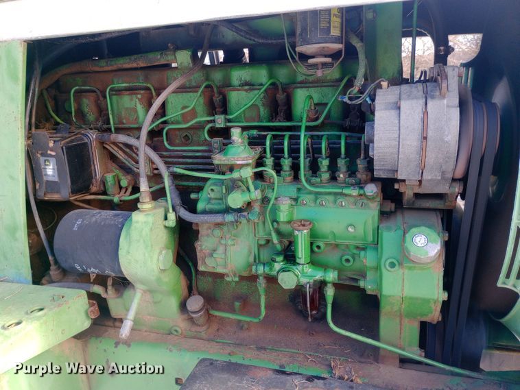 image for item EO0541 1975 John Deere 4430 tractor