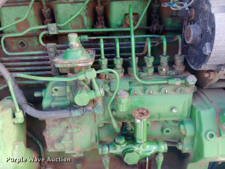 image for item EO0541 1975 John Deere 4430 tractor