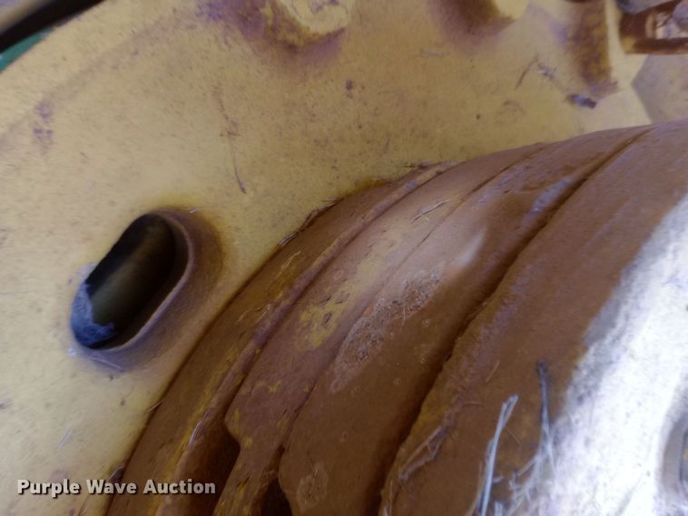 image for item EO0541 1975 John Deere 4430 tractor