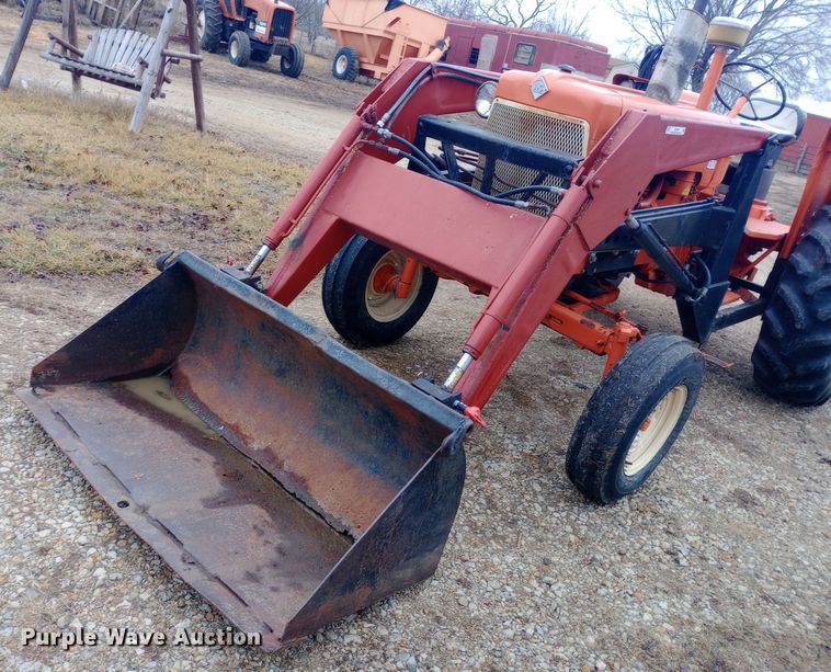 image for item EO0569 1959 Allis-Chalmers D17 tractor