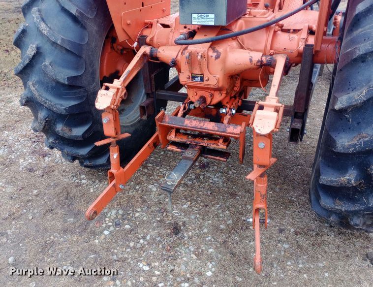 image for item EO0569 1959 Allis-Chalmers D17 tractor