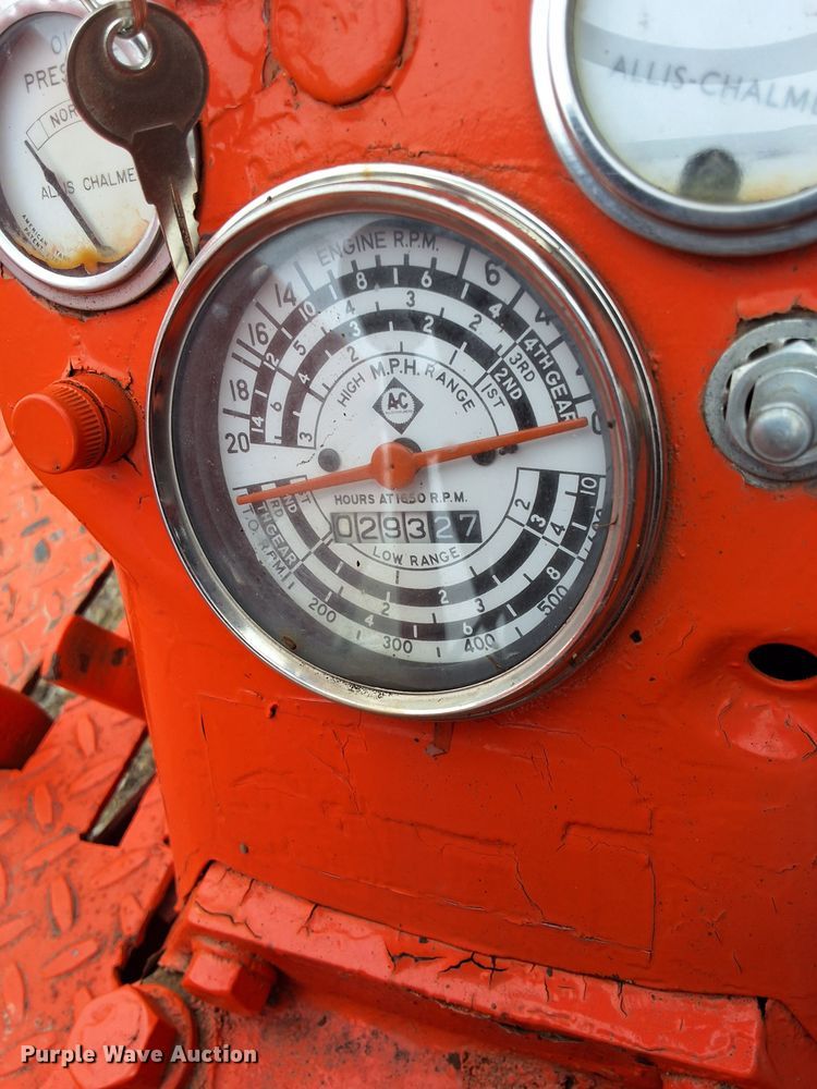 image for item EO0569 1959 Allis-Chalmers D17 tractor