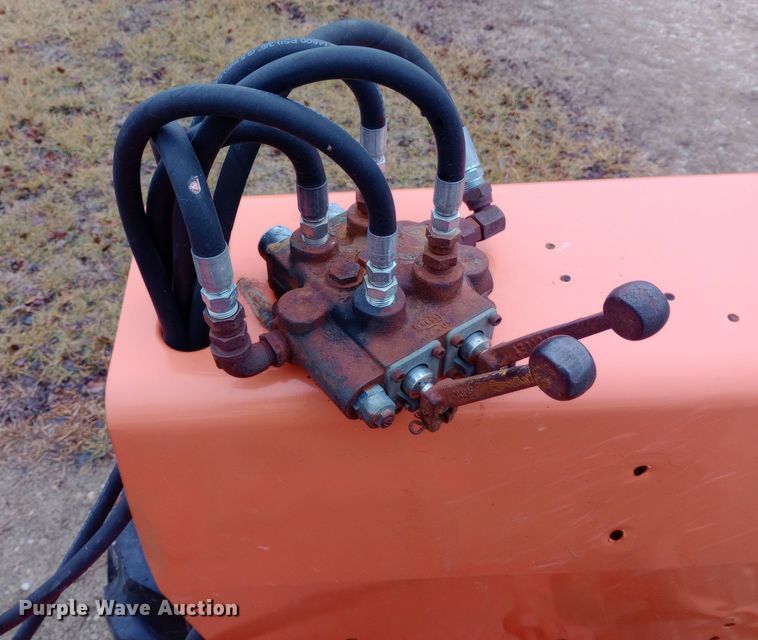 image for item EO0569 1959 Allis-Chalmers D17 tractor