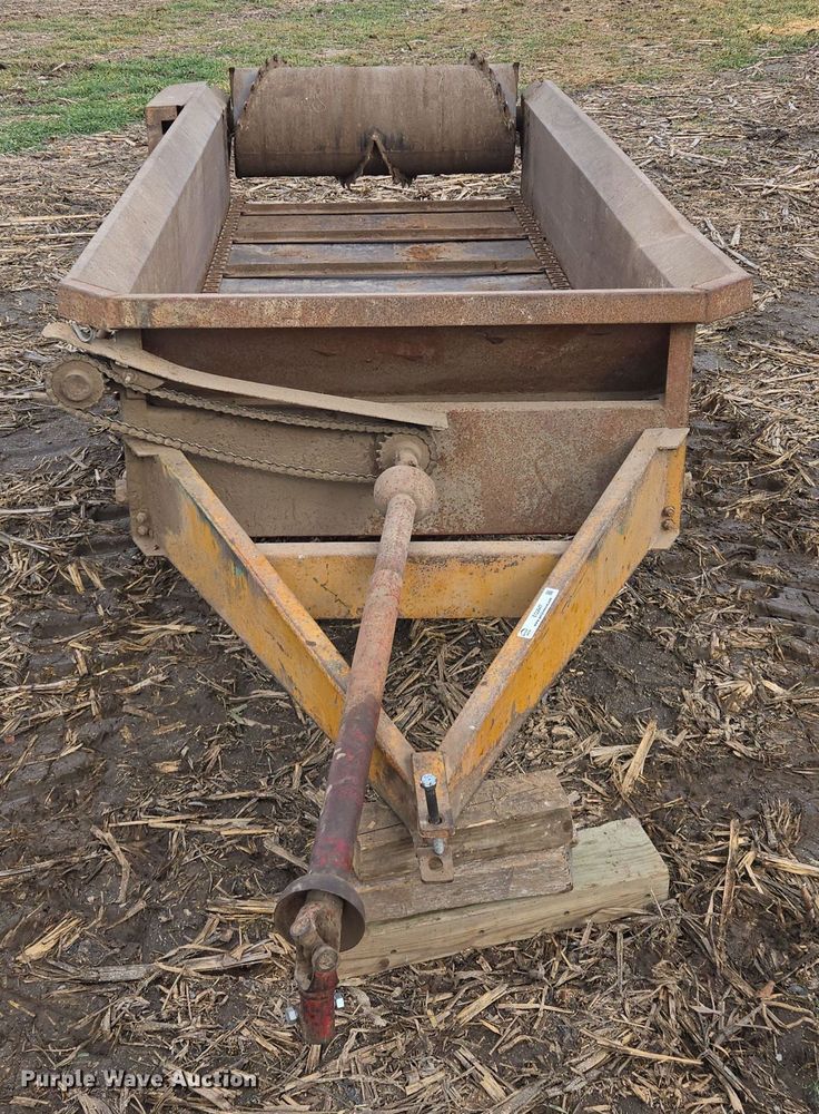image for item EQ3947 Blair  manure spreader