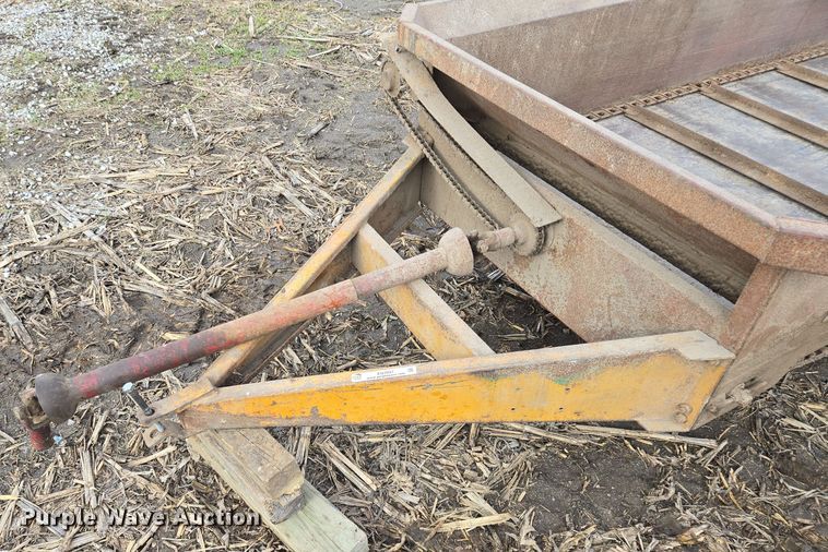 image for item EQ3947 Blair  manure spreader