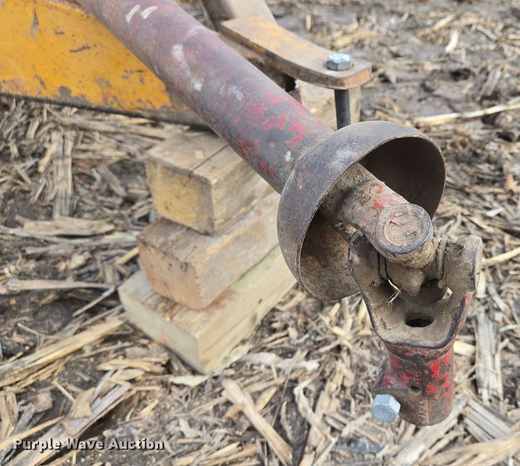 image for item EQ3947 Blair  manure spreader