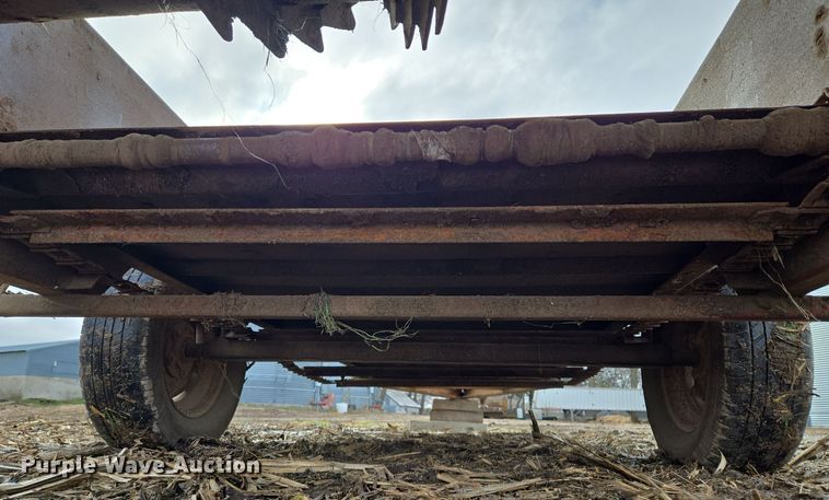 image for item EQ3947 Blair  manure spreader