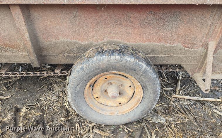 image for item EQ3947 Blair  manure spreader