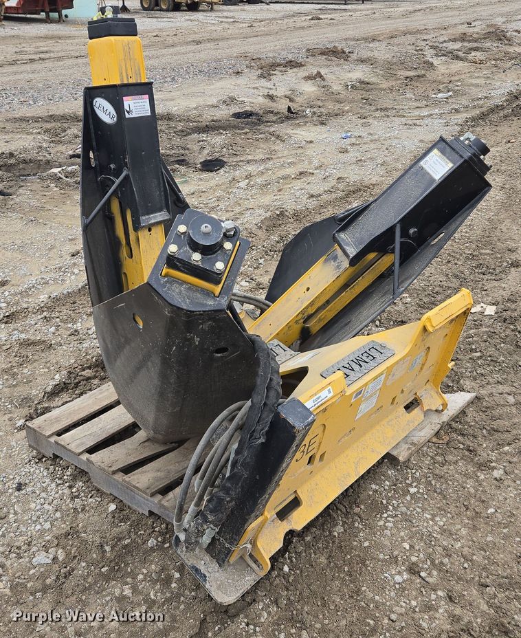 image for item EQ3991 Lemar skid steer tree spade 