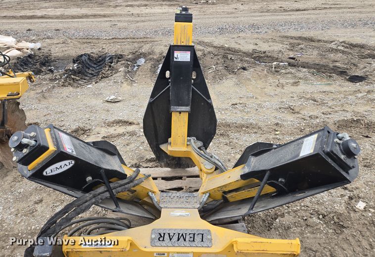 image for item EQ3991 Lemar skid steer tree spade 