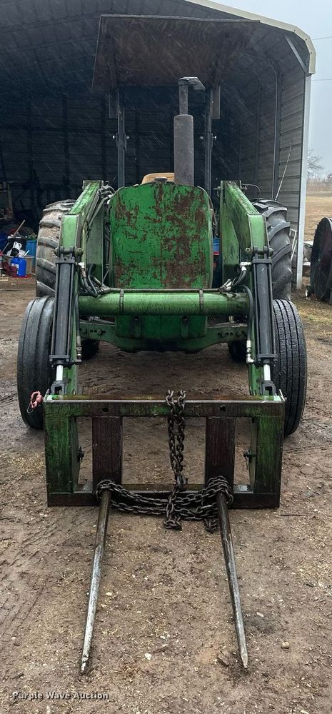 image for item ER4882 John Deere 2440 tractor