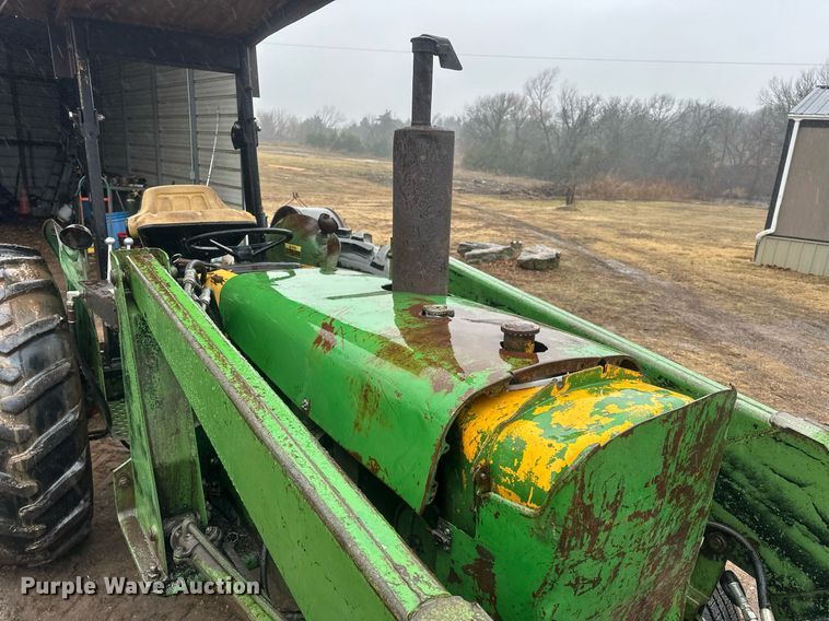 image for item ER4882 John Deere 2440 tractor