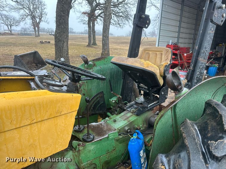 image for item ER4882 John Deere 2440 tractor