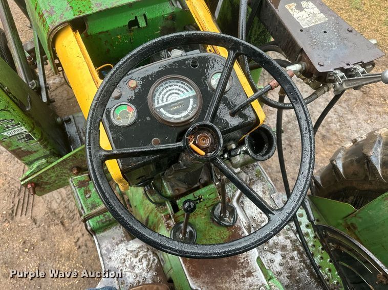 image for item ER4882 John Deere 2440 tractor