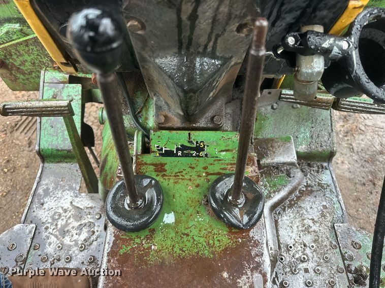 image for item ER4882 John Deere 2440 tractor