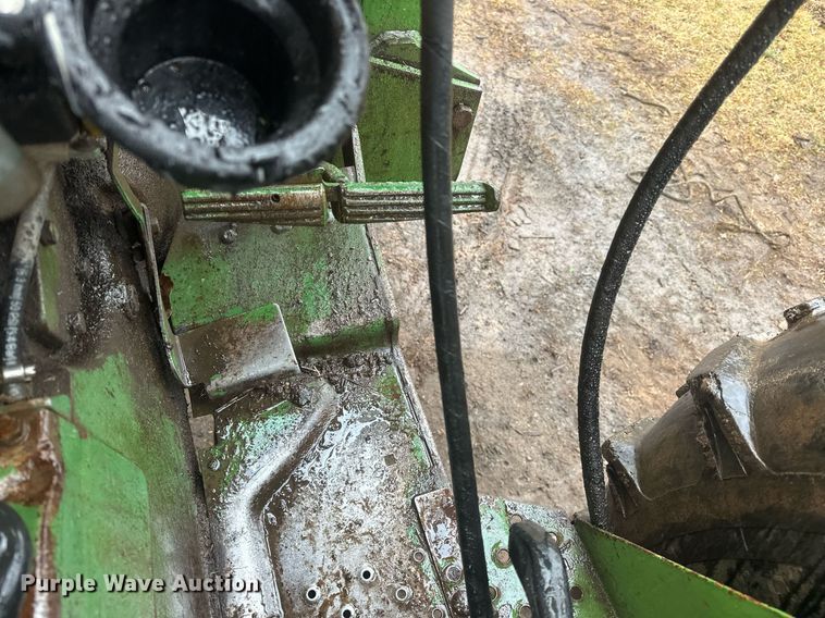 image for item ER4882 John Deere 2440 tractor