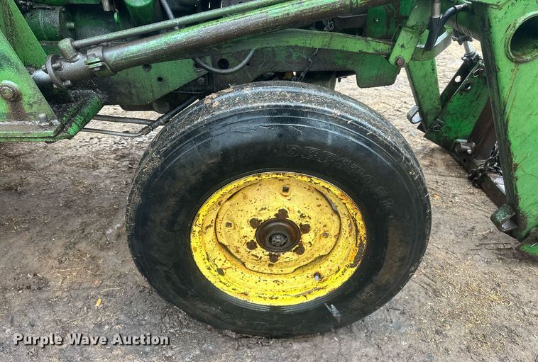 image for item ER4882 John Deere 2440 tractor