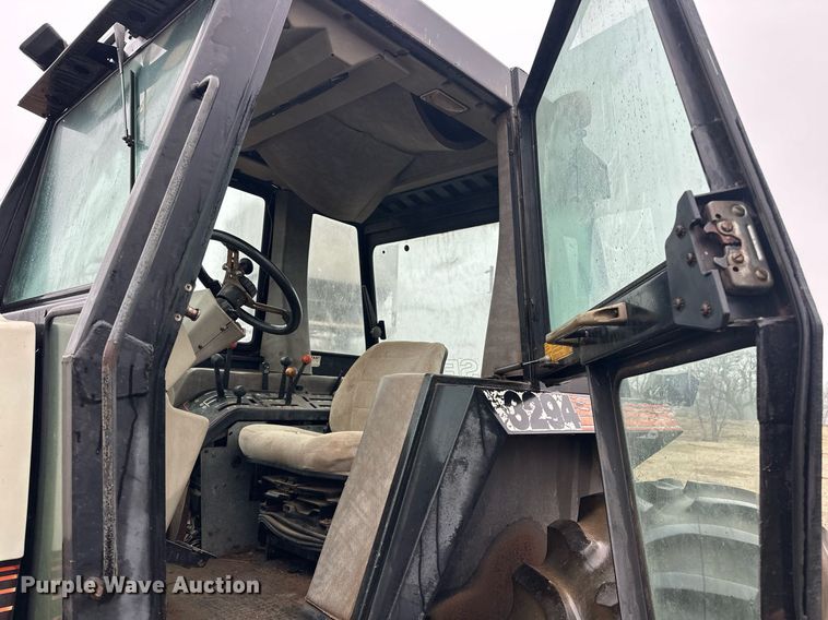 image for item ER4947 1984 Case 3294 MFWD tractor