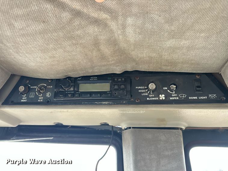 image for item ER4947 1984 Case 3294 MFWD tractor