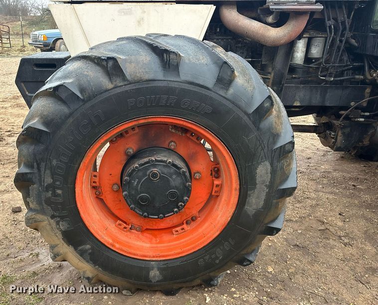 image for item ER4947 1984 Case 3294 MFWD tractor