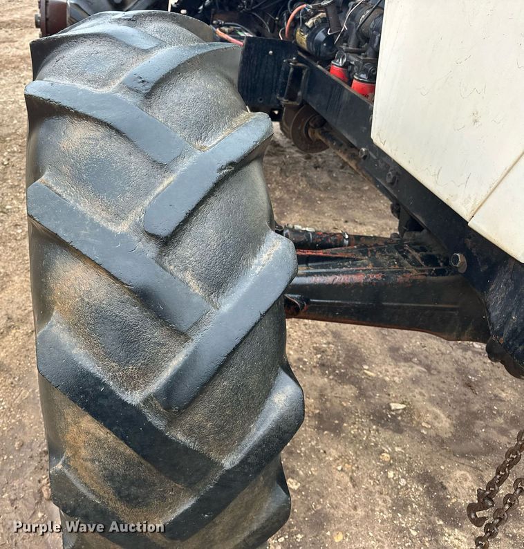 image for item ER4947 1984 Case 3294 MFWD tractor