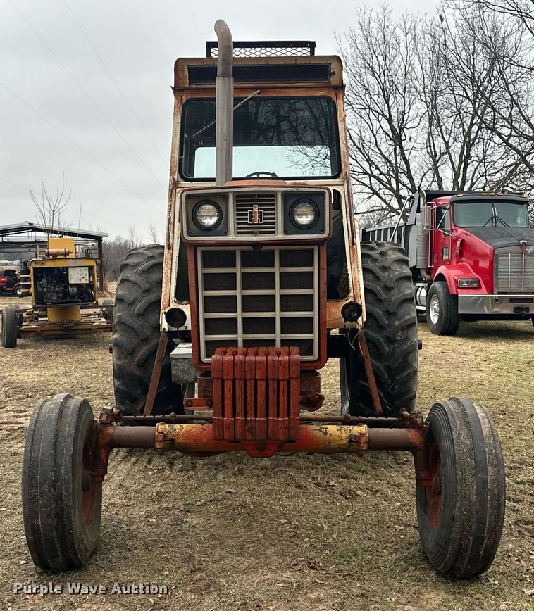 image for item ER4951 1973 International Harvester 1066 tractor