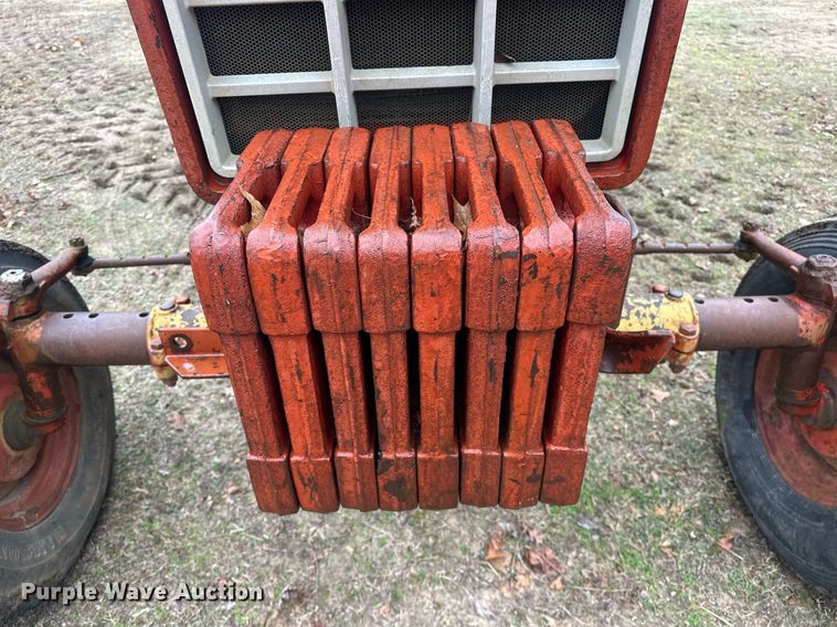 image for item ER4951 1973 International Harvester 1066 tractor