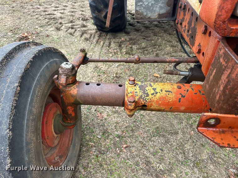 image for item ER4951 1973 International Harvester 1066 tractor