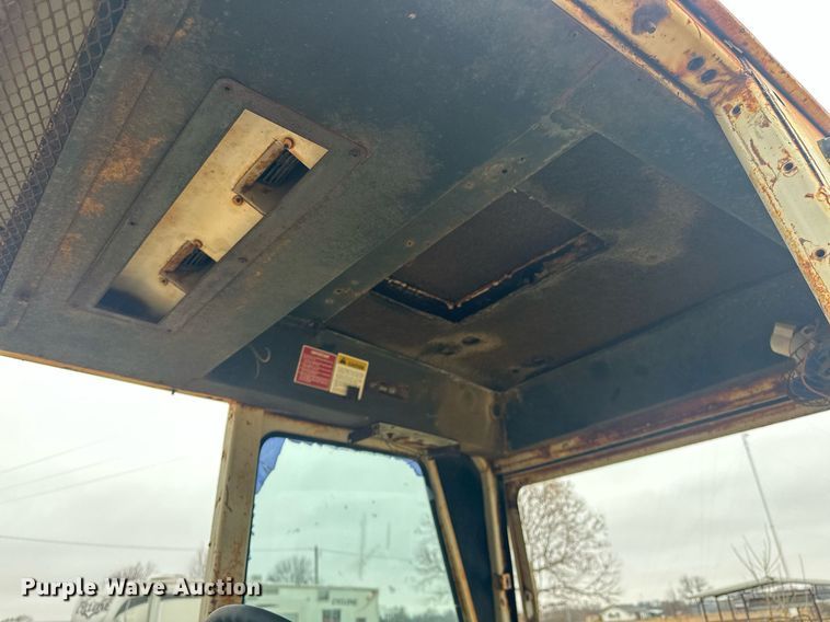 image for item ER4951 1973 International Harvester 1066 tractor