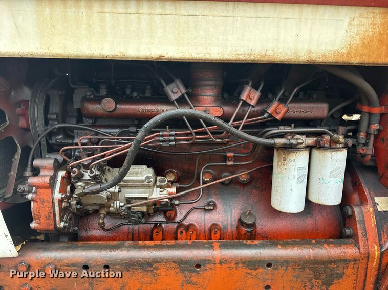 image for item ER4951 1973 International Harvester 1066 tractor