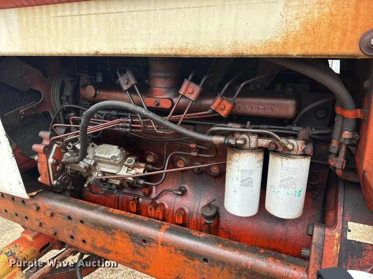 image for item ER4951 1973 International Harvester 1066 tractor