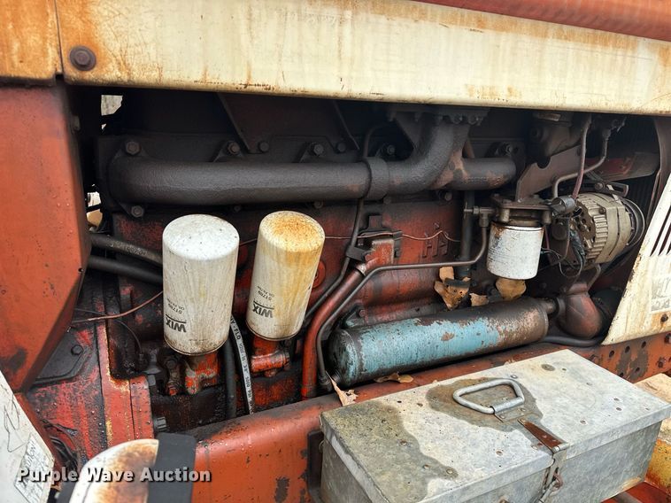image for item ER4951 1973 International Harvester 1066 tractor