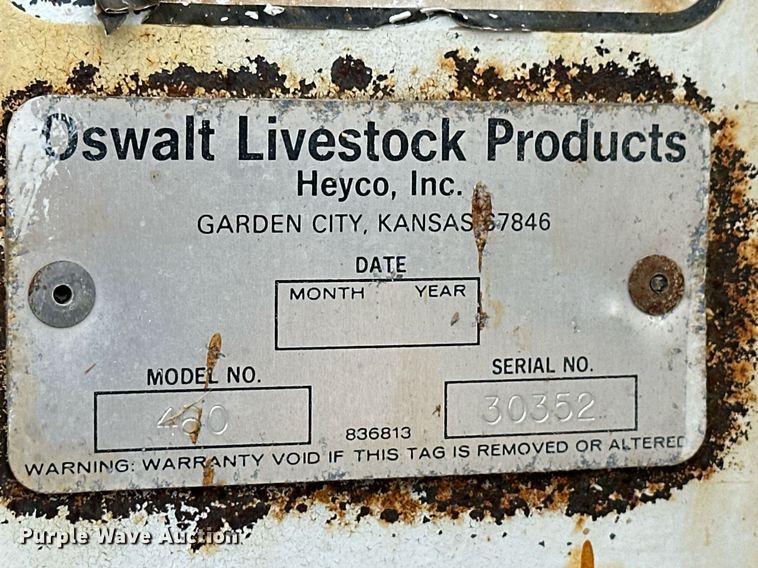 image for item ER8568 1996 International 4900 feed mixer truck