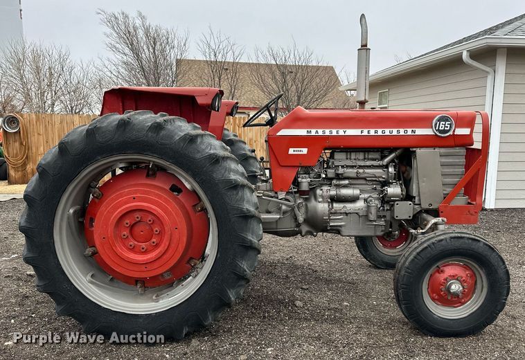 image for item ER8706 Massey Ferguson 165 tractor