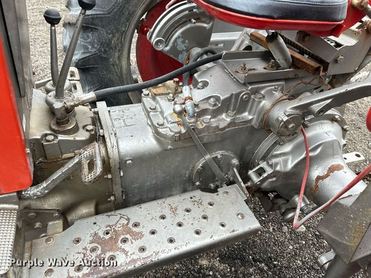 image for item ER8706 Massey Ferguson 165 tractor