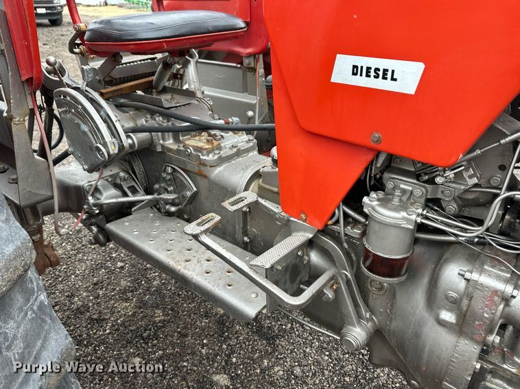 image for item ER8706 Massey Ferguson 165 tractor