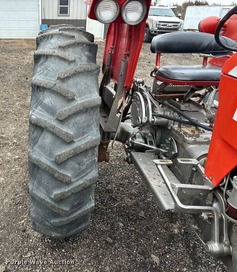image for item ER8706 Massey Ferguson 165 tractor