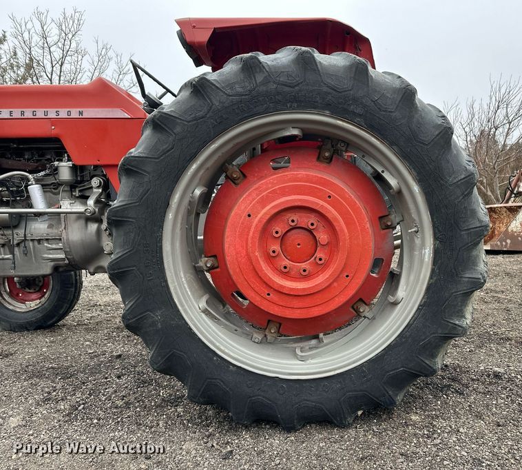 image for item ER8706 Massey Ferguson 165 tractor