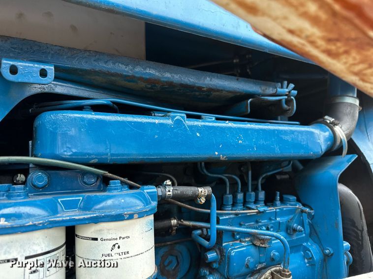 image for item ER8707 1968 Ford 5000 tractor