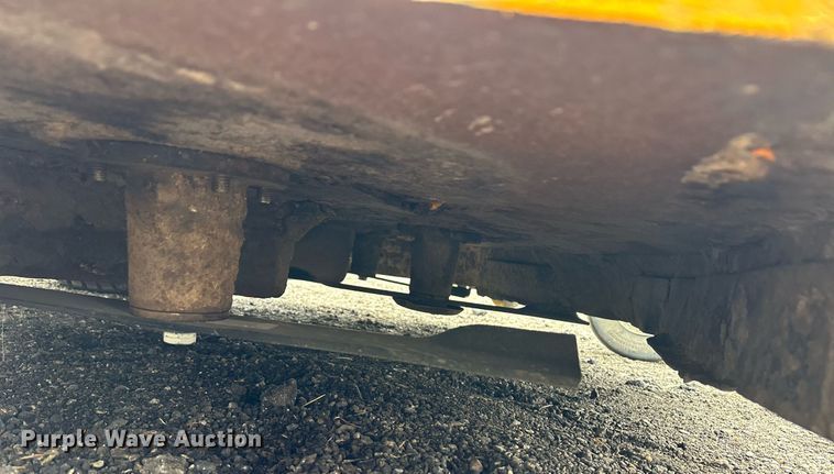 image for item ER8708 2014 Hustler Super Z Hyperdrive ZTR lawn mower