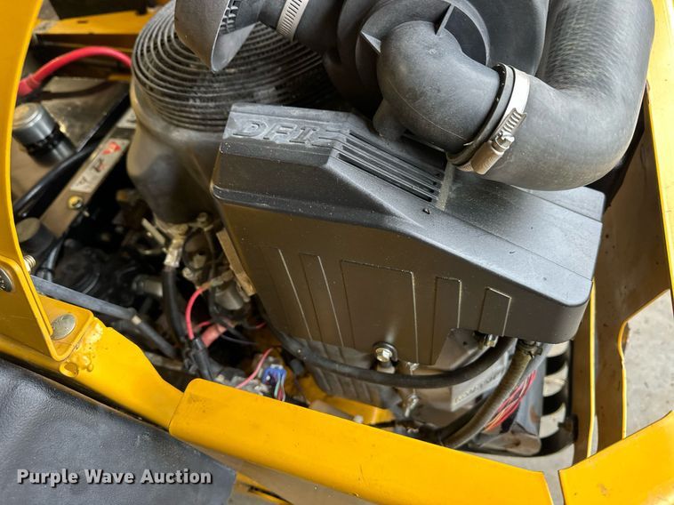 image for item ER8708 2014 Hustler Super Z Hyperdrive ZTR lawn mower