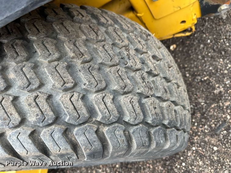 image for item ER8708 2014 Hustler Super Z Hyperdrive ZTR lawn mower