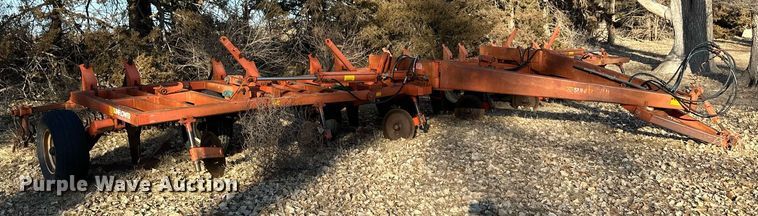 image for item ER8710 Sunflower 3671 sweep plow