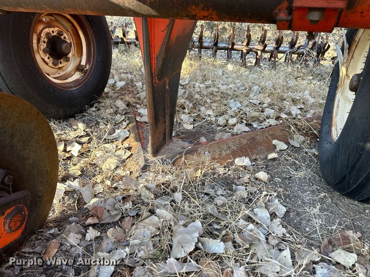 image for item ER8710 Sunflower 3671 sweep plow